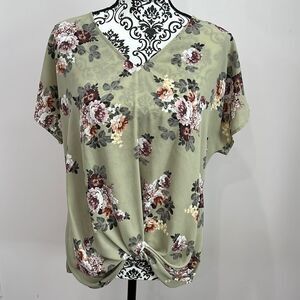West Kei Floral Blouse size M